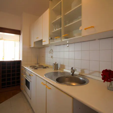Apartment - City Centre *